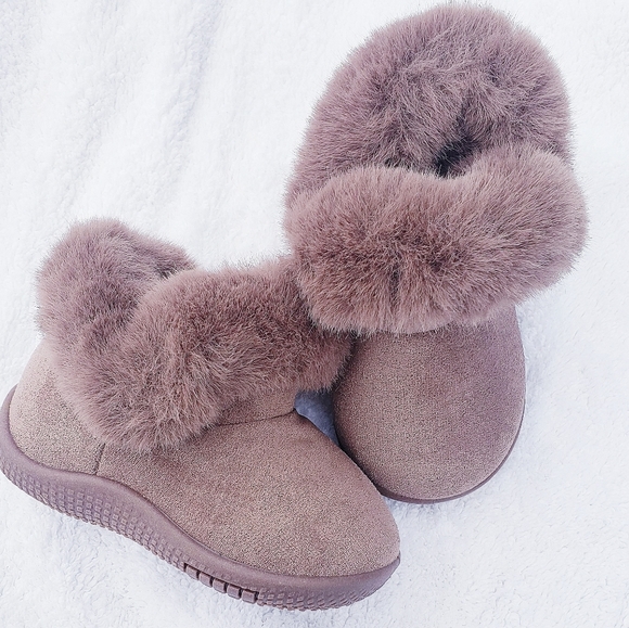 Other - toddler girl fur boots